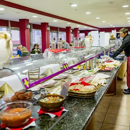 Отель Biarritz 3*