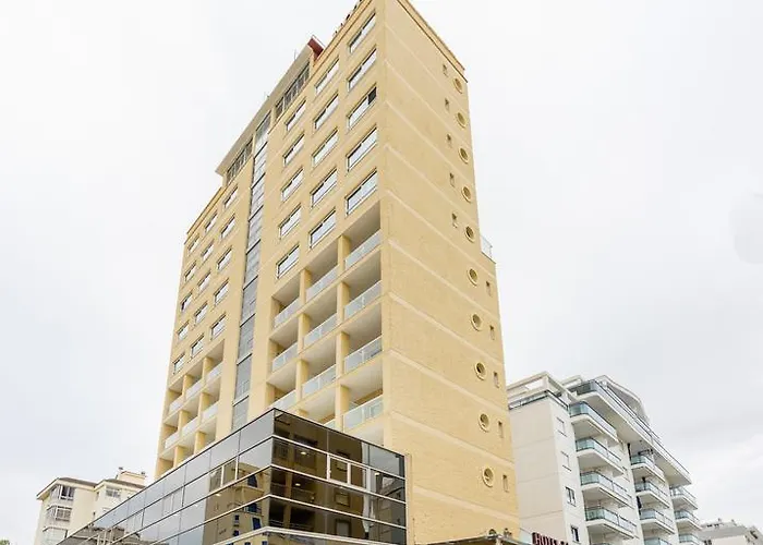 Ξενοδοχείο Biarritz 3*